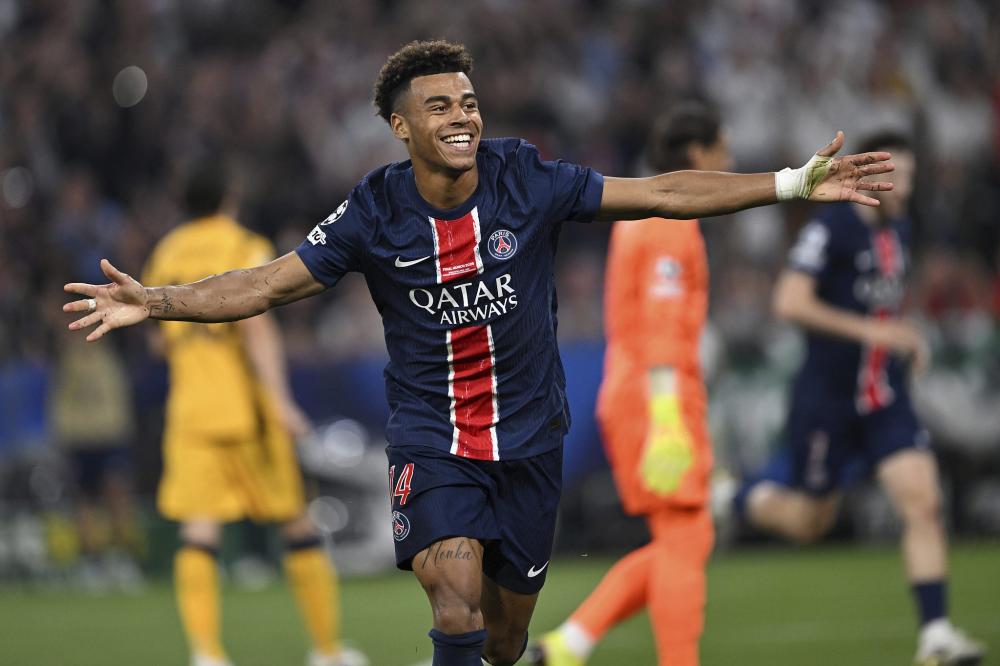 黄金左脚再次发威