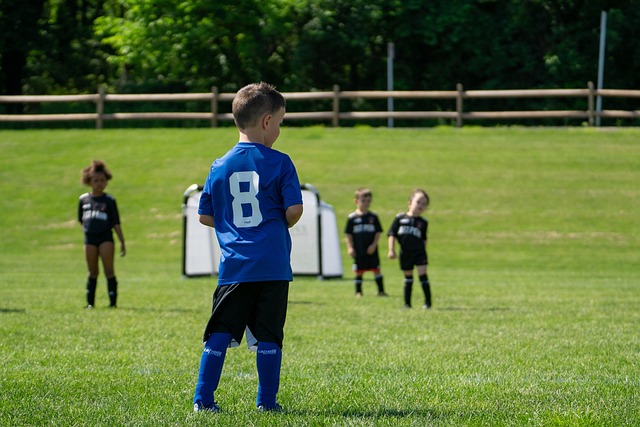 切尔西利物浦失分，利兹联逃离降级区，英超积分榜最新出炉
