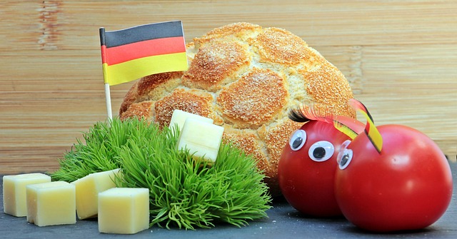 津巴布韦球队首夺联赛冠军，球队老板直接揣25万美元现金奖励球队